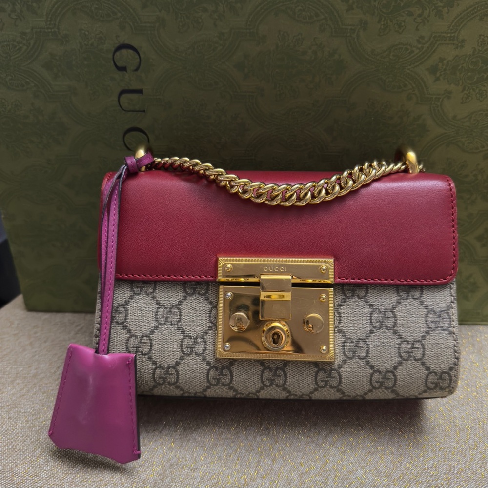 Gucci Red/Beige GG Supreme Coated Canvas Medium Padlock Shoulder Bag